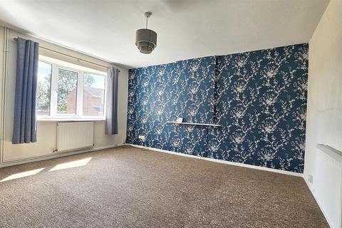 3 bedroom semi-detached house for sale, Weston Close, Hinckley