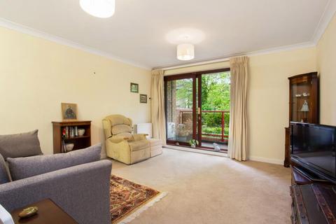 1 bedroom apartment for sale, Bromley Road Shortlands, London BR2