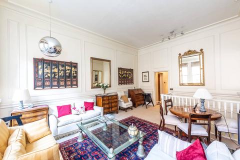 2 bedroom flat for sale, Cadogan Gardens, Sloane Square, London, SW3