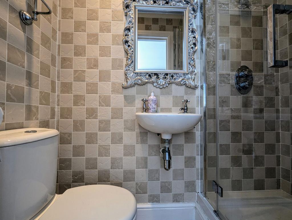 Ensuite