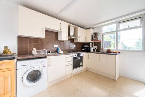 2 bedroom flat for sale, Linthorpe Avenue, Wembley, HA0