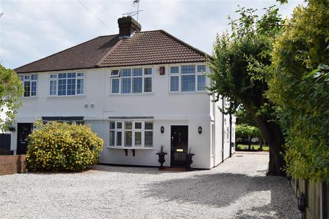 3 bedroom semi-detached house for sale, Chelmer Road, Chelmsford