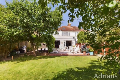 3 bedroom semi-detached house for sale, Chelmer Road, Chelmsford