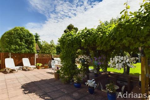 3 bedroom semi-detached house for sale, Chelmer Road, Chelmsford