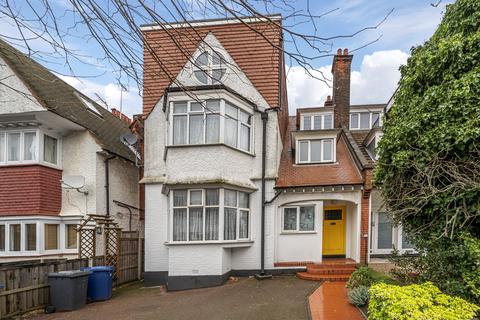 3 bedroom maisonette for sale, Ravenscroft Avenue, London, NW11