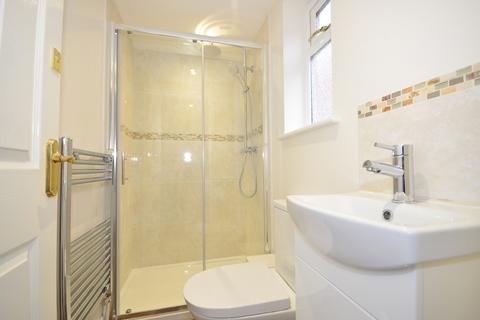 1 bedroom flat to rent, Sea Road Westgate-On-Sea CT8