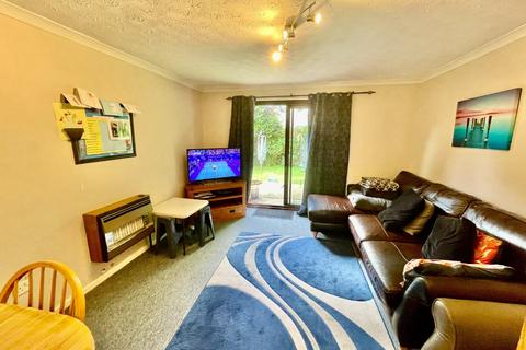 2 bedroom semi-detached house for sale, Uplands, Stevenage