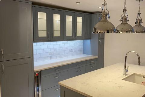 5 bedroom townhouse to rent, Mount Terrace, Whitechapel E1