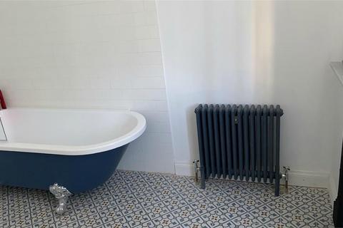 5 bedroom townhouse to rent, Mount Terrace, Whitechapel E1