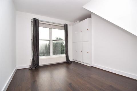 2 bedroom flat to rent, South Villas, London, London