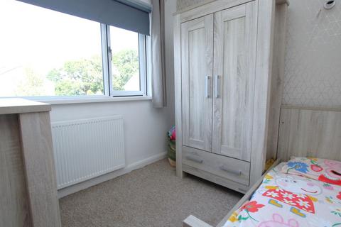 25 Bailey Crescent, Poole, BH15 3EZ