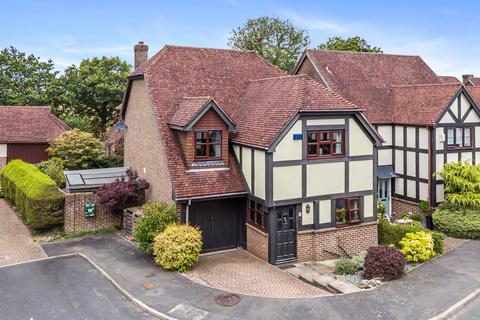 4 bedroom detached house for sale, Court Meadow Close, Crowborough, TN6