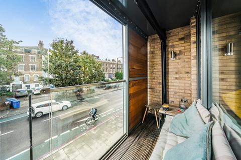 2 bedroom apartment for sale, Queens Road, London