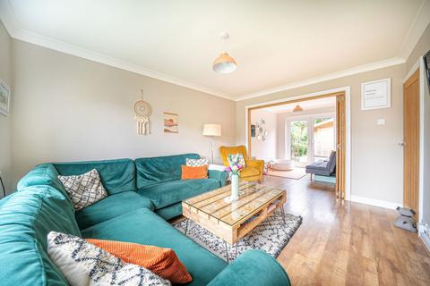 8 Tamar Drive, Oakley, Basingstoke, RG23 7DN