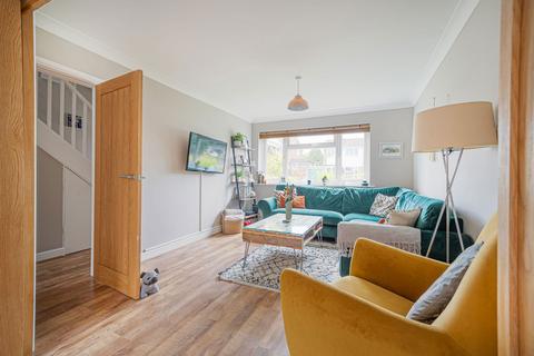 8 Tamar Drive, Oakley, Basingstoke, RG23 7DN