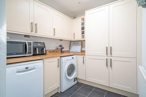 8 Tamar Drive, Oakley, Basingstoke, RG23 7DN