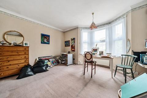 53 Dudley Gardens, London, W13 9LU