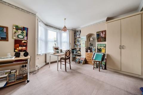 53 Dudley Gardens, London, W13 9LU