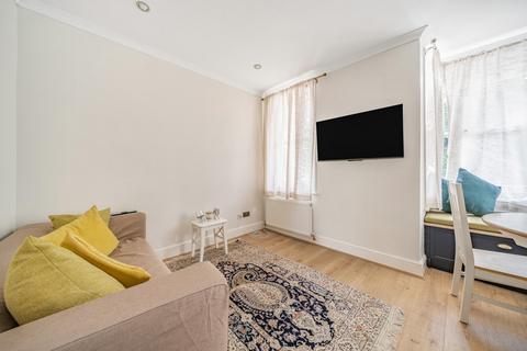 1 bedroom apartment for sale, Gordon Road, London