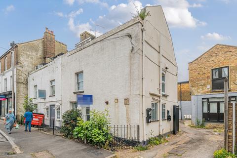 3 bedroom end of terrace house for sale, Church Road, Hayes, UB3