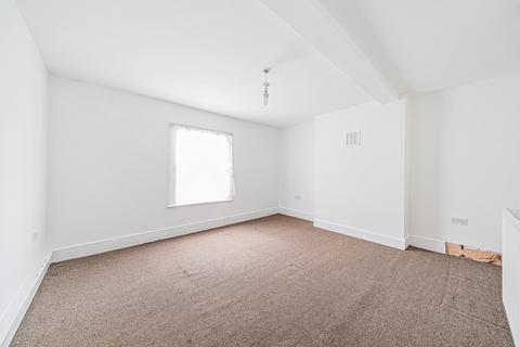 3 bedroom end of terrace house for sale, Church Road, Hayes, UB3