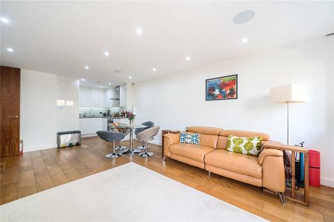 3 bedroom ground floor flat for sale, Mile End Road, London, E1