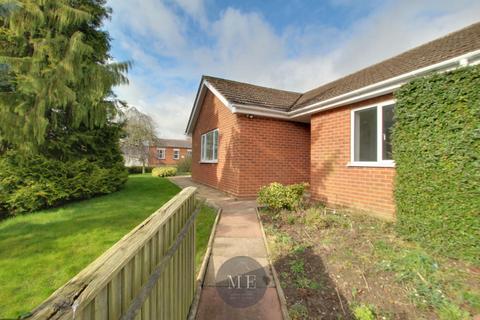 3 bedroom bungalow to rent, St. Peters Road, Leicester LE8