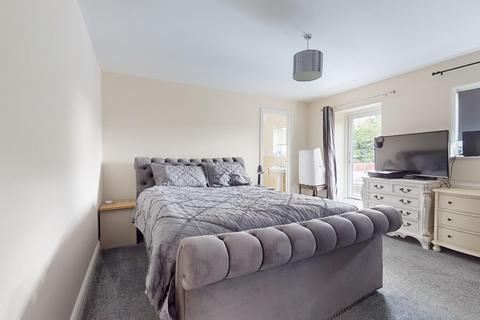 Overdale Badby Road West, Daventry, NN11 4HJ