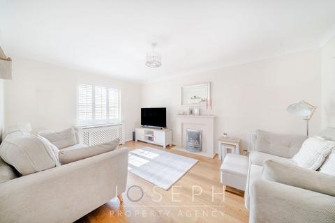 30 Century Drive, Kesgrave, Ipswich, IP5 2EL