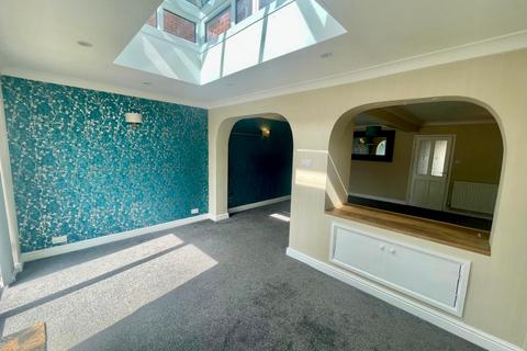 106 Cottingham Drive, Moulton, Northampton, NN3 7LG