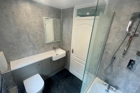 106 Cottingham Drive, Moulton, Northampton, NN3 7LG