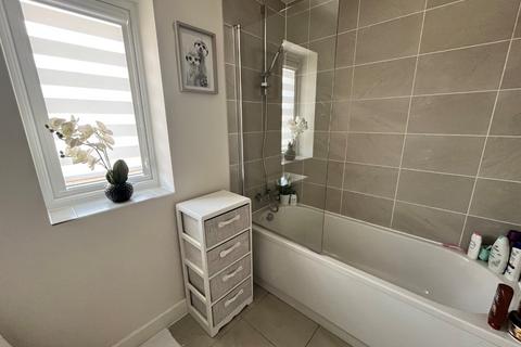 3 Richardson Close, Boughton, Northampton, NN2 8GN
