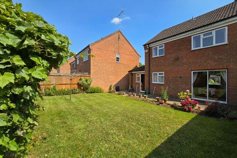 4 bedroom detached house for sale, Kettering Road North, Spinney Hill, Northampton, NN3 7BE