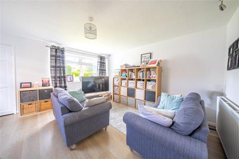 3 bedroom semi-detached house for sale, Wentworth Way, Leeds, West Yorkshire