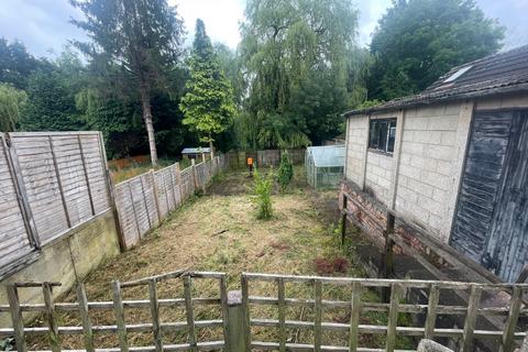 2 bedroom semi-detached bungalow for sale, Bibury Crescent, Boothville, Northampton, Northamptonshire, NN3 6AG