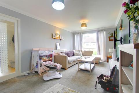 2 bedroom flat for sale, Grove Court, Grove Place, Cardiff