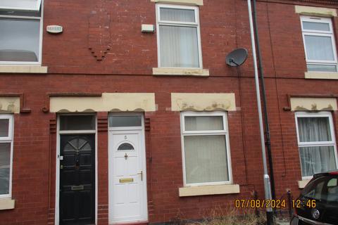 2 bedroom terraced house to rent, Norway Street, Salford M6