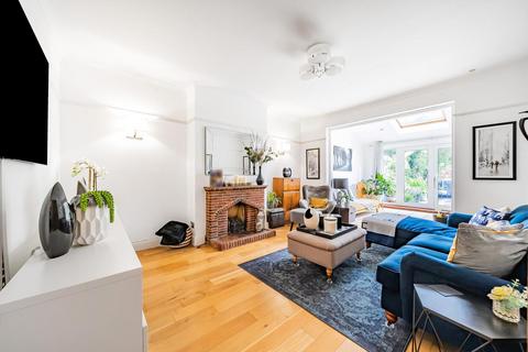 52 Hawes Lane, West Wickham, BR4 0DB