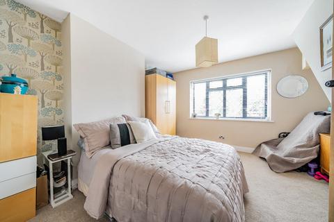 52 Hawes Lane, West Wickham, BR4 0DB