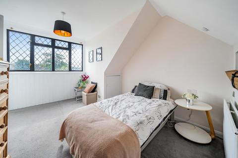 52 Hawes Lane, West Wickham, BR4 0DB