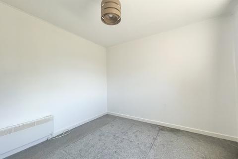 37 Ridgeway, Exeter, EX4 5AR