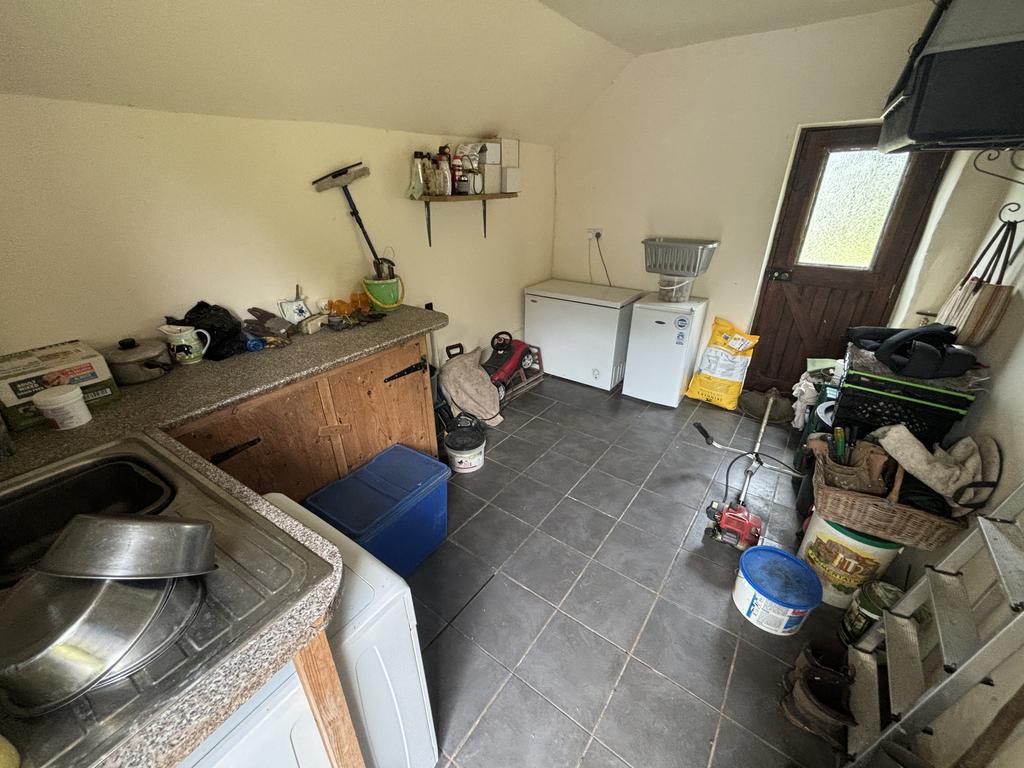 Adjoining utility room