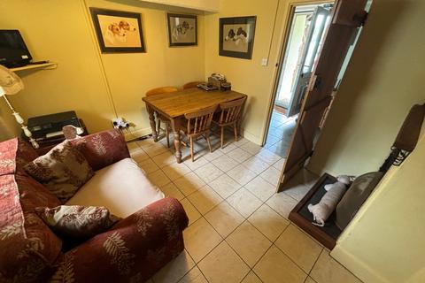 undefined, Gwynfe, Llangadog, SA19