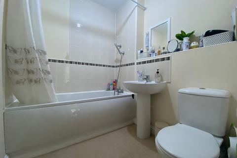 2 bedroom apartment for sale, Weston House, Gregory Gardens, Northampton, NN3 2BF