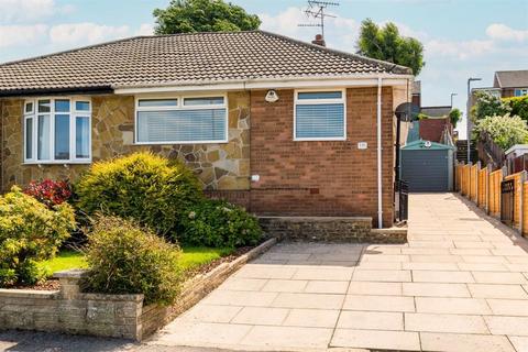 2 bedroom semi-detached bungalow for sale, Moseley Wood Gardens, Cookridge, LS16