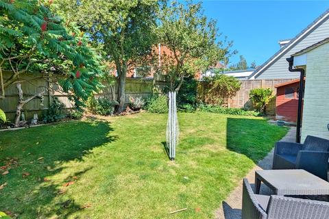 77 Arundel Road, Worthing, BN13 3EW