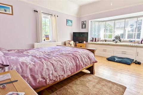 77 Arundel Road, Worthing, BN13 3EW