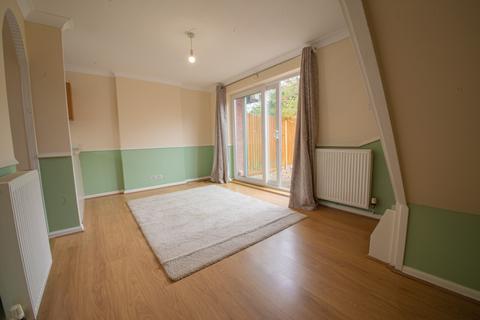 2 bedroom end of terrace house for sale, Peterborough PE4