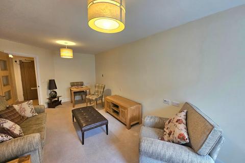 1 bedroom apartment for sale, Wardington Court, Welford Road, Kingsthorpe, Northampton, NN2 8FR