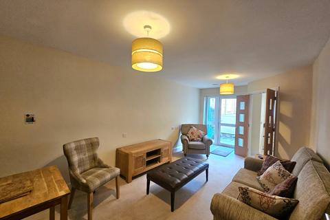 1 bedroom apartment for sale, Wardington Court, Welford Road, Kingsthorpe, Northampton, NN2 8FR